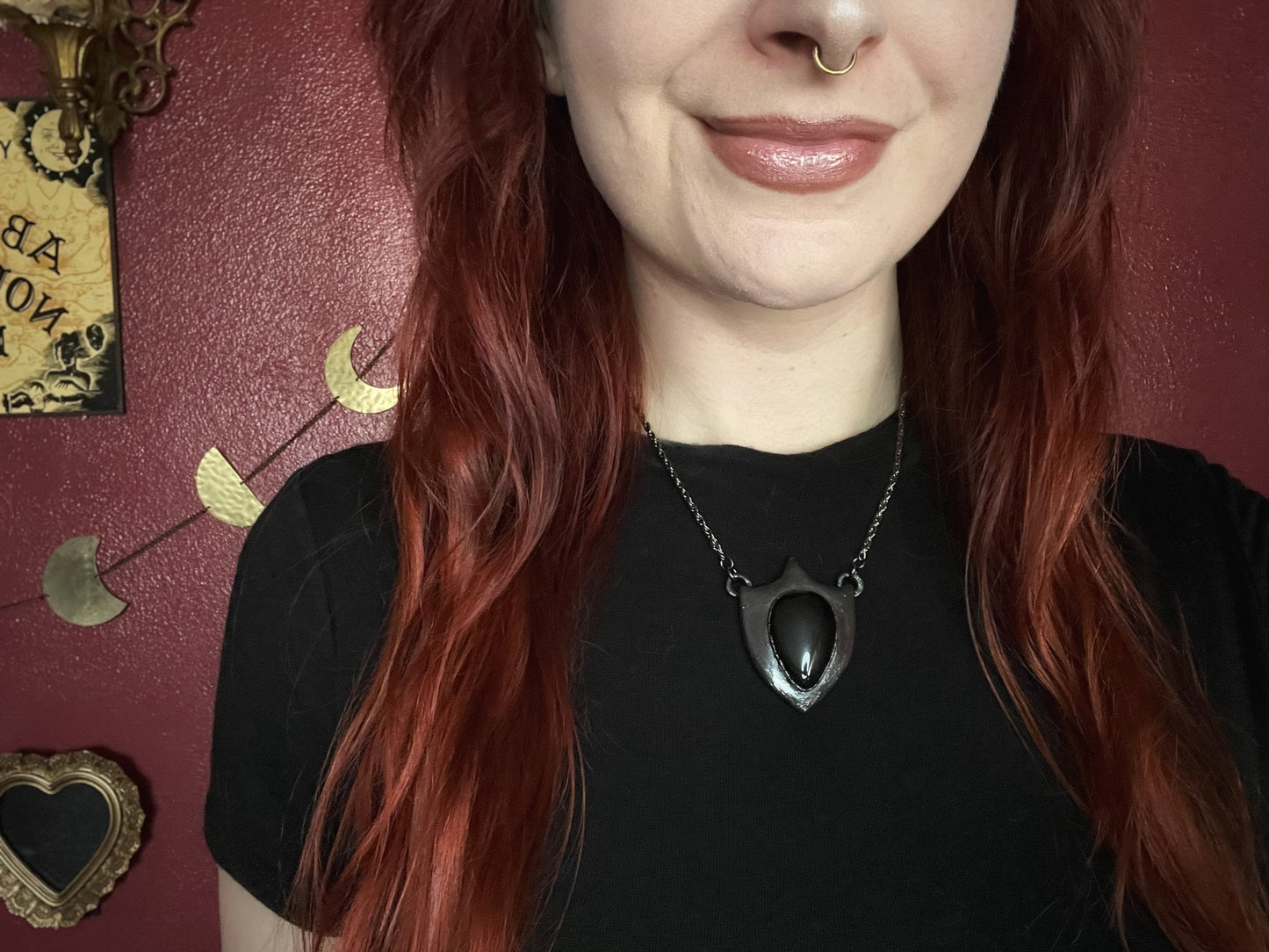 Black Obsidian Shield