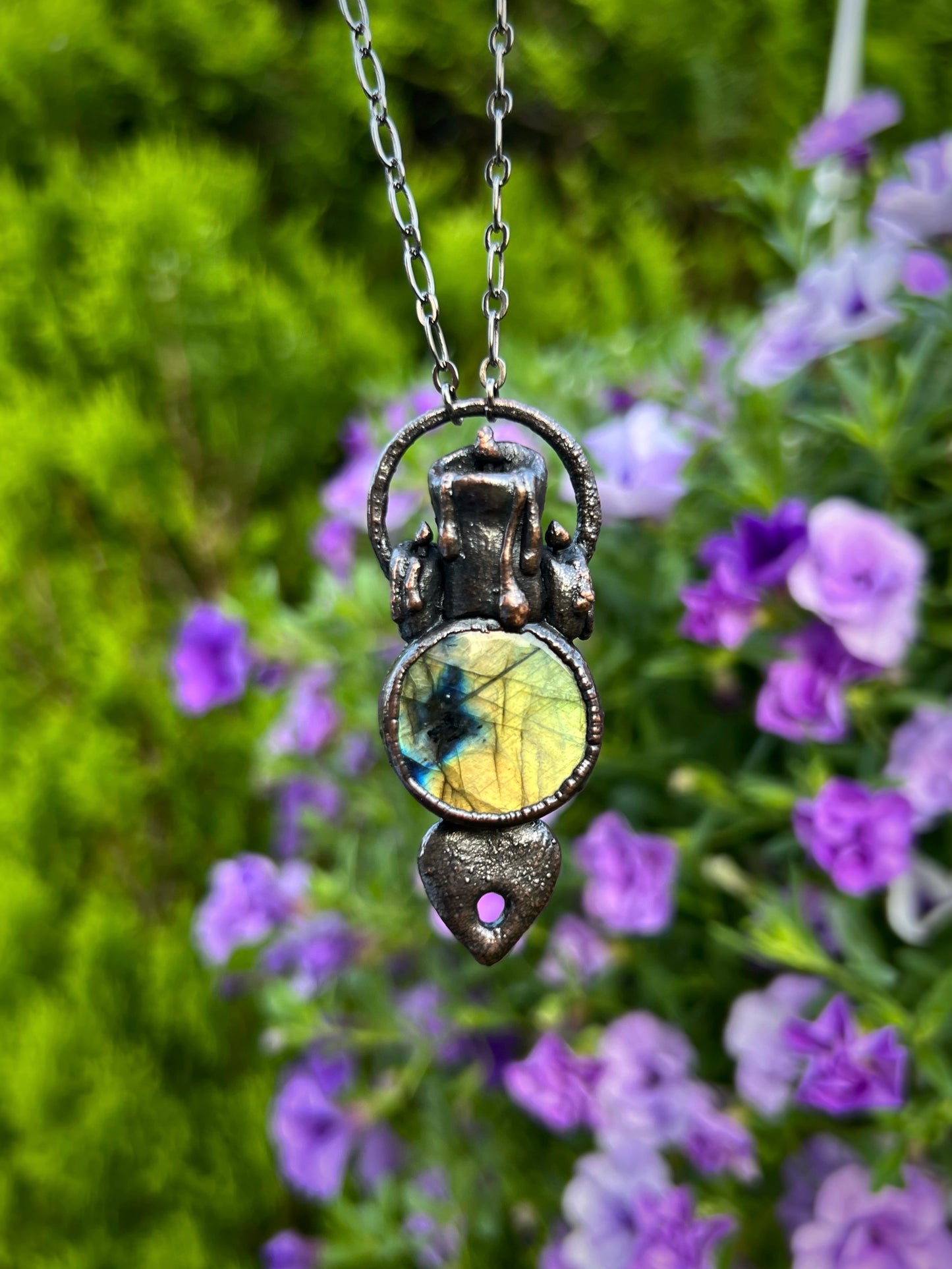 Seance Labradorite Necklace