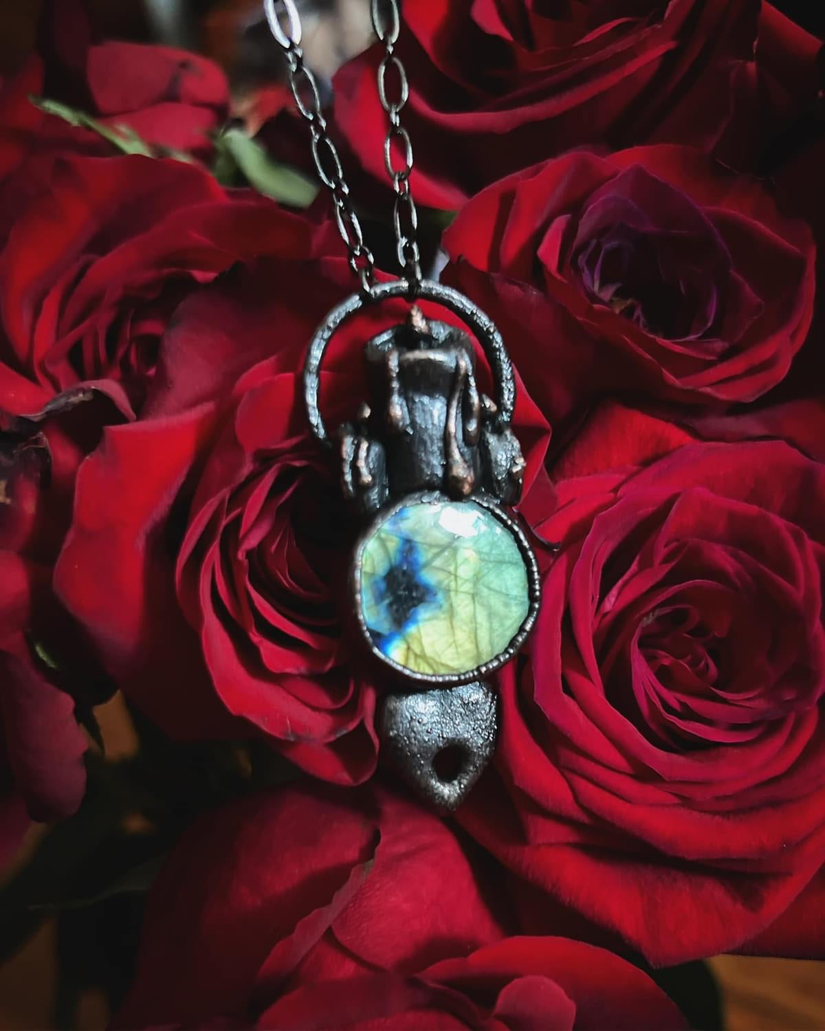 Seance Labradorite Necklace