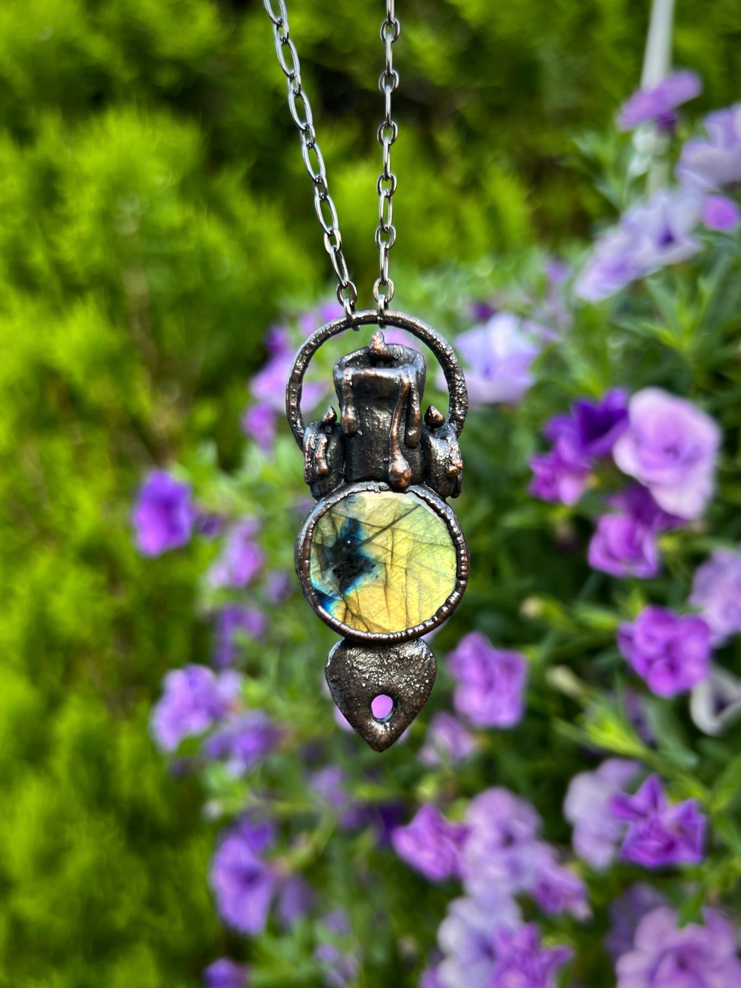 Seance Labradorite Necklace